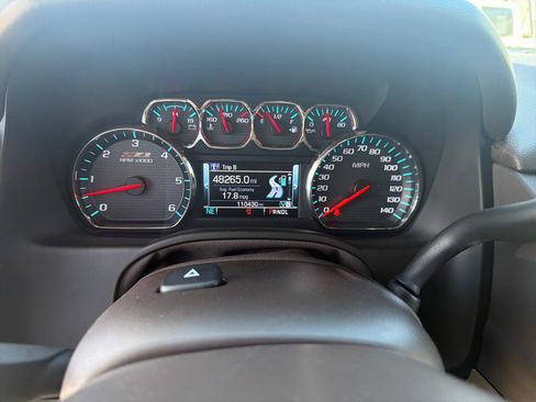 Used 2018 Chevrolet Tahoe LT AWD/4WD image 12