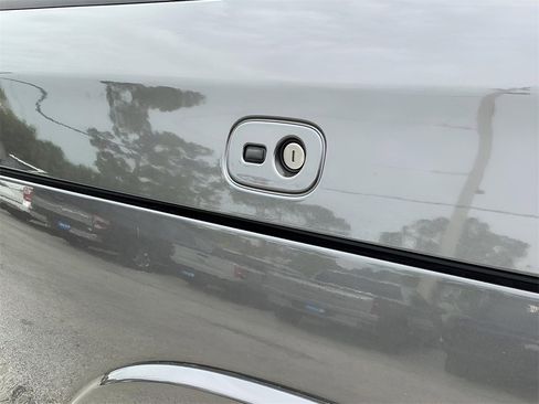 Used 2020 RAM 1500 Limited image 17