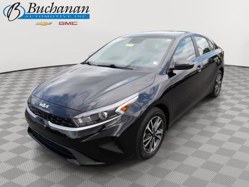 Used 2024 Kia Forte LXS FWD image 1