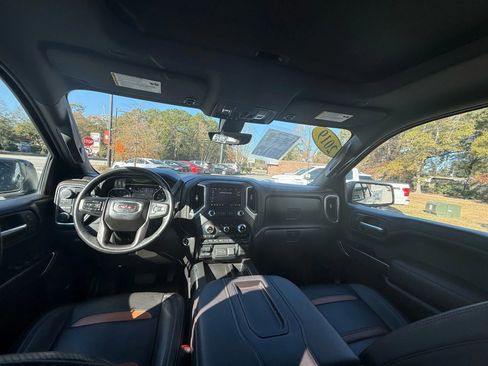 Used 2019 GMC Sierra 1500 AT4 w/ AT4 Premium Package AWD/4WD image 12