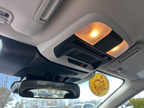 Used 2025 Subaru Impreza 2.0i image 25