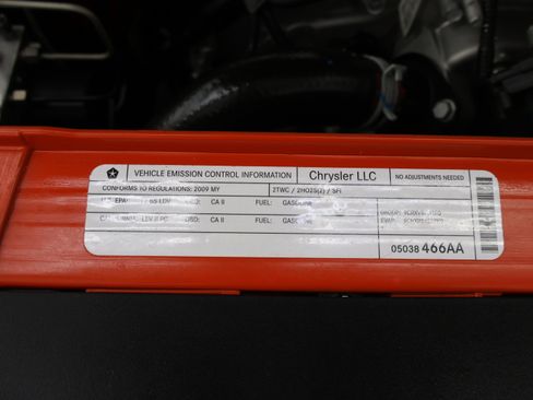 Used 2009 Dodge Challenger SRT8 w/ SRT Option Group II RWD image 21