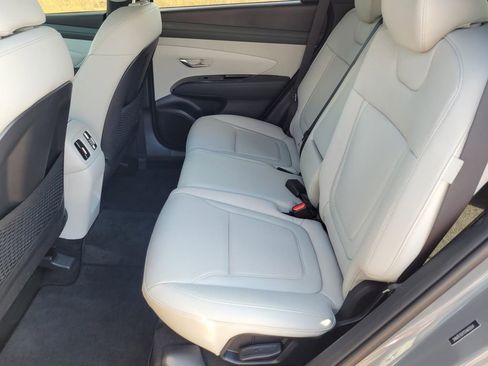 New 2025 Hyundai Tucson Limited FWD image 12
