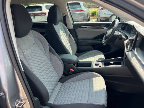 Used 2026 Volkswagen Tiguan S FWD image 24