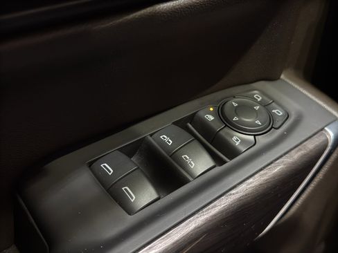 Used 2022 Chevrolet Silverado 1500 LTZ w/ Safety Package II image 32