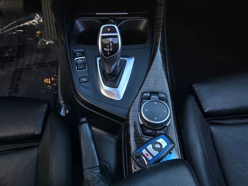 Used 2015 BMW M235i Coupe image 24