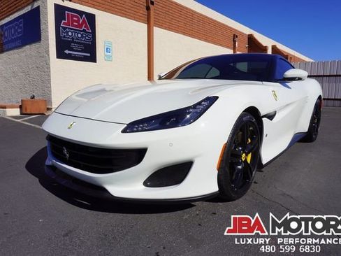 Used 2019 Ferrari Portofino image 29