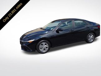 Certified 2024 Hyundai Elantra SE FWD video 2