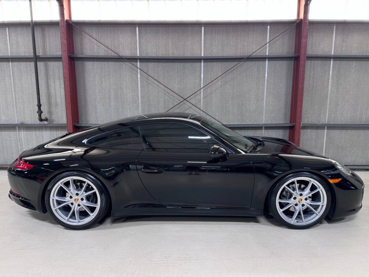 Used 2019 Porsche 911 Carrera image 33