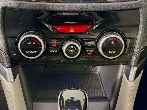 Certified 2024 Subaru Forester Limited image 18