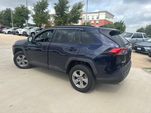 Used 2025 Toyota RAV4 XLE FWD image 5