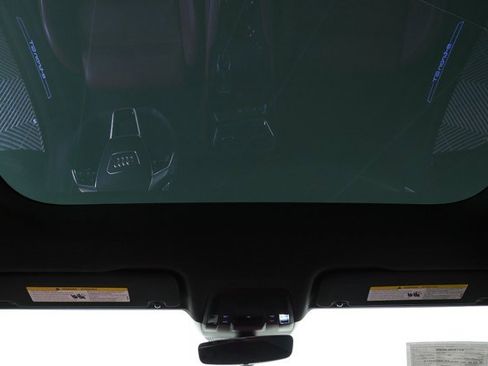 Used 2023 Audi e-tron GT Prestige image 19