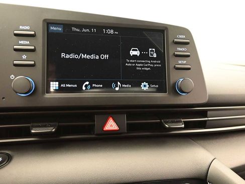 New 2026 Hyundai Elantra SEL Sport FWD image 18