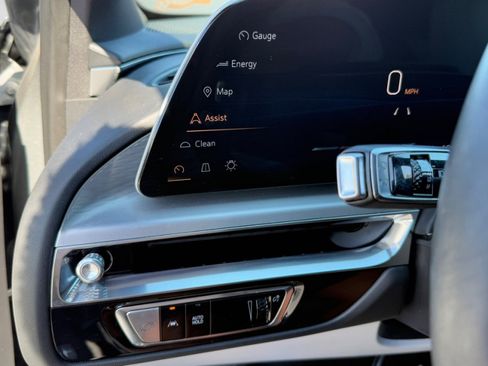 Used 2024 Cadillac Lyriq Luxury w/ LPO, Floor Liner Package image 35