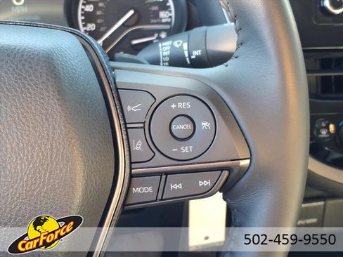 Used 2022 Toyota Camry SE image 23