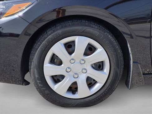 Used 2021 Nissan Sentra S FWD image 14