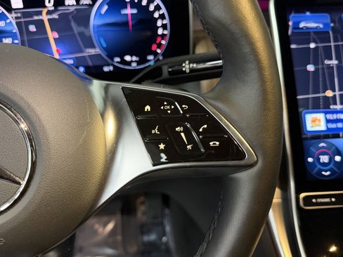 Certified 2025 Mercedes-Benz GLC 350e 4MATIC image 32