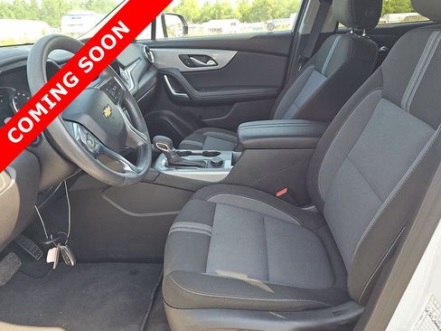 Used 2025 Chevrolet Blazer LT FWD image 6