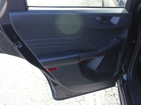 Used 2023 Ford Escape Active AWD/4WD image 17