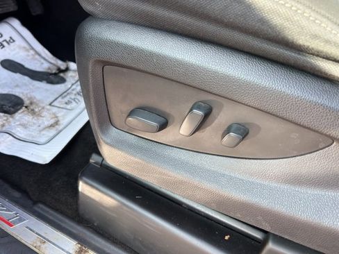 Used 2018 Chevrolet Silverado 1500 LT w/ Rally 2 Edition image 19