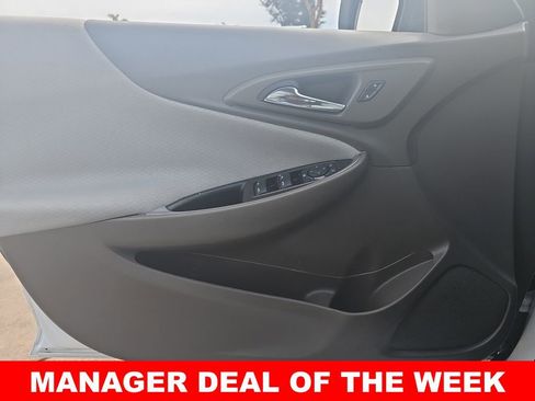 Used 2023 Chevrolet Malibu LS image 26