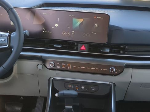 New 2026 Kia Carnival SX image 17