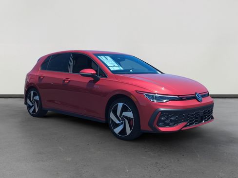 New 2026 Volkswagen Golf S FWD image 7
