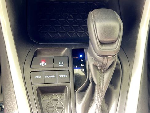 Used 2024 Toyota RAV4 XLE image 25