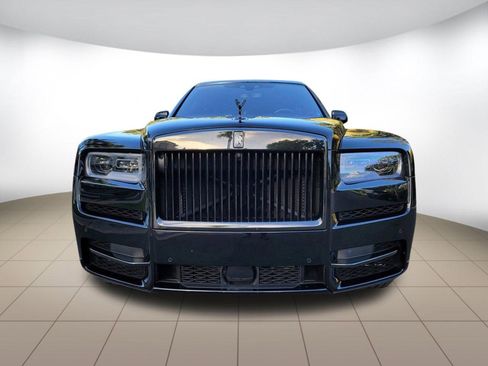Used 2021 Rolls-Royce Cullinan Black Badge image 4