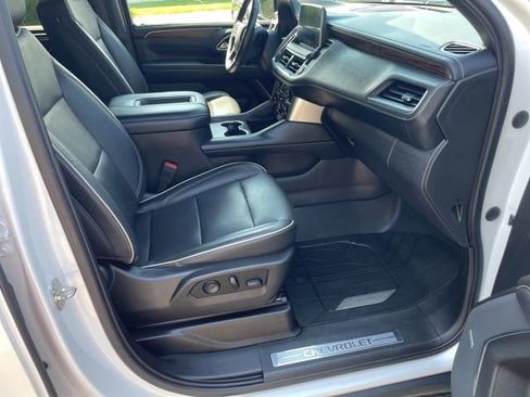Used 2021 Chevrolet Tahoe Premier AWD/4WD image 13