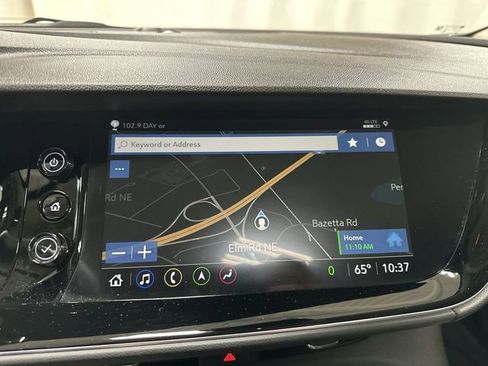 Used 2022 Buick Envision Avenir w/ Technology Package II FWD image 12