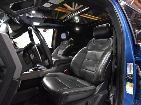 Used 2019 Ford F150 Raptor w/ Equipment Group 802A Luxury AWD/4WD image 43