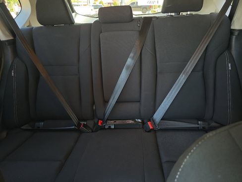 Used 2023 Nissan Rogue S image 29