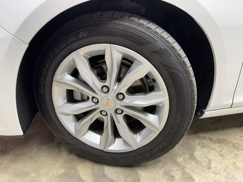 Used 2024 Chevrolet Malibu LT FWD image 27