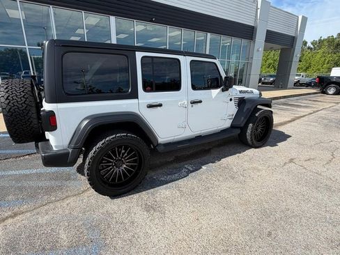 Used 2020 Jeep Wrangler Unlimited Sport S AWD/4WD image 5