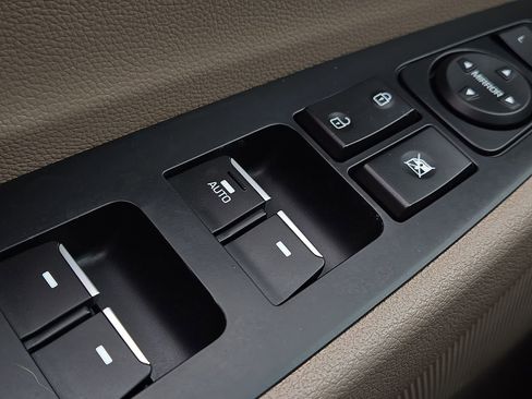 Used 2020 Hyundai Tucson Limited image 17