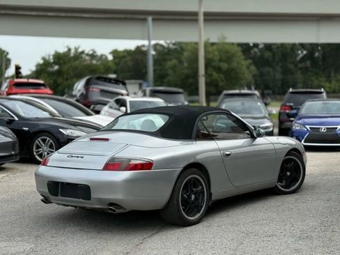 Used 2001 Porsche 911 Carrera 4 image 5