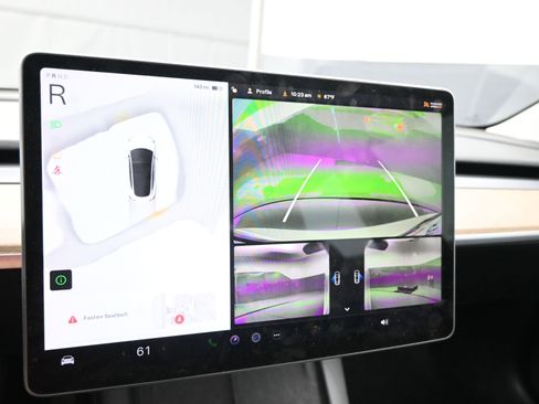 Used 2023 Tesla Model 3 Standard Range image 11