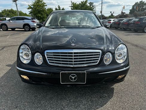 Used 2003 Mercedes-Benz E 320 Sedan image 2
