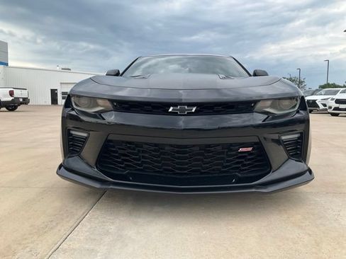 Used 2018 Chevrolet Camaro SS RWD image 29