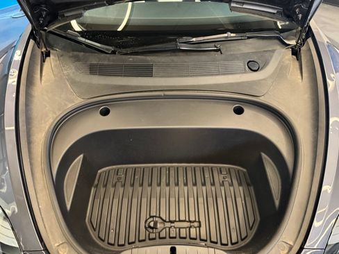 Used 2022 Tesla Model 3 Long Range AWD/4WD image 18
