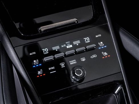 New 2026 Porsche Cayenne Coupe image 24