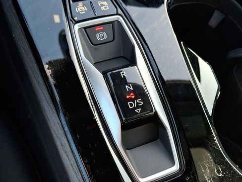 Used 2025 Audi A5 2.0T Premium Plus w/ Premium Plus image 15