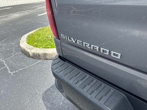 Used 2021 Chevrolet Silverado 1500 LT Trail Boss w/ Bed Protection Package AWD/4WD image 10