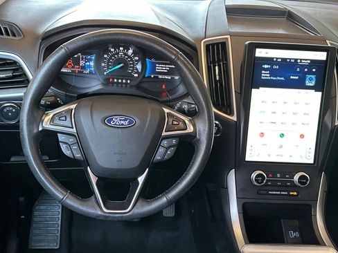 Used 2022 Ford Edge SEL AWD/4WD image 15