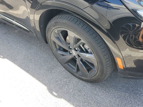 Certified 2023 Buick Envision Essence w/ Sport Touring Package image 4