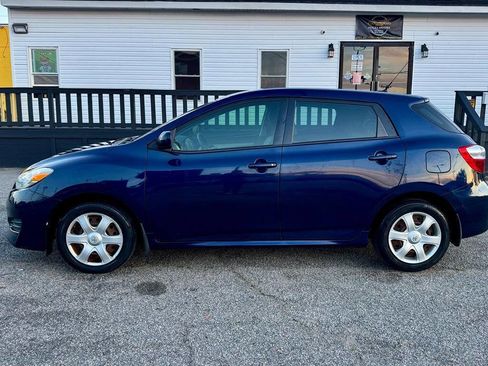 Used 2009 Toyota Matrix Base 4dr Wagon 4A image 4