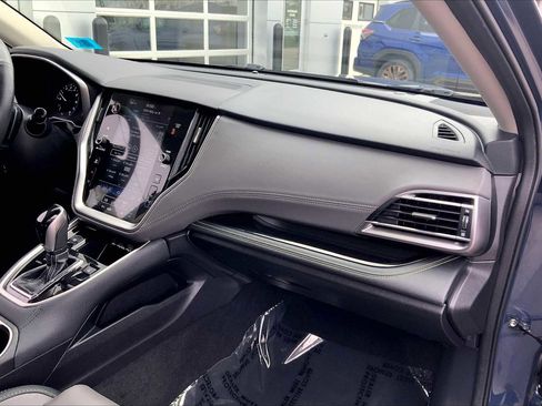 Certified 2024 Subaru Outback Onyx Edition XT AWD/4WD image 19