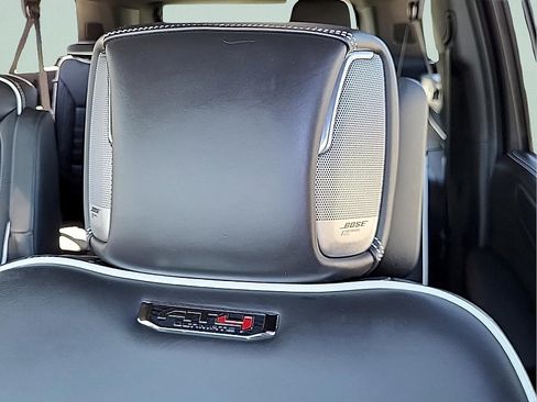 Used 2025 GMC Yukon XL AT4 Ultimate AWD/4WD image 18