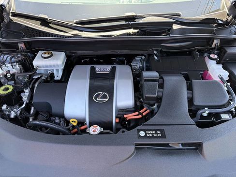 Used 2017 Lexus RX 450h AWD w/ Cold Weather Package image 18